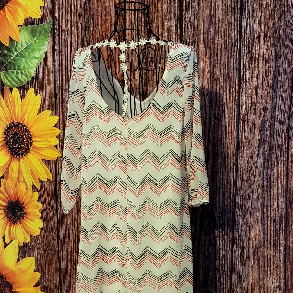 Charlotte Russe 3/4 Sleeve Blouse - Picture 3 of 5
